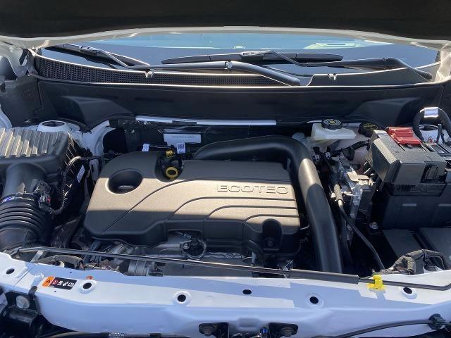 Photo of 2026 Summit White Chevrolet Equinox