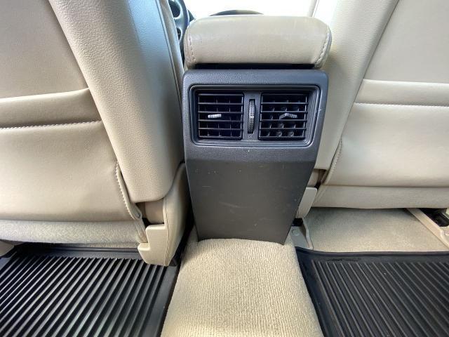 Photo of 2014 Pearl White Nissan Maxima