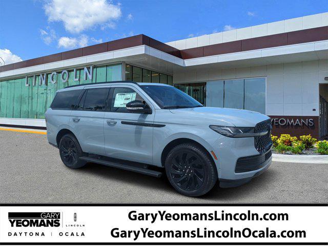 Photo of 2025 Gray Mist Lincoln Navigator