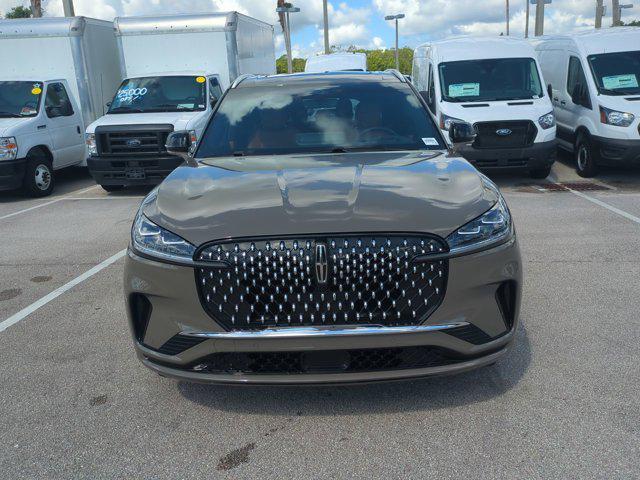 Photo of 2025 Harbor Gray Lincoln Aviator