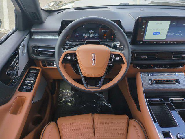 Photo of 2025 Harbor Gray Lincoln Aviator
