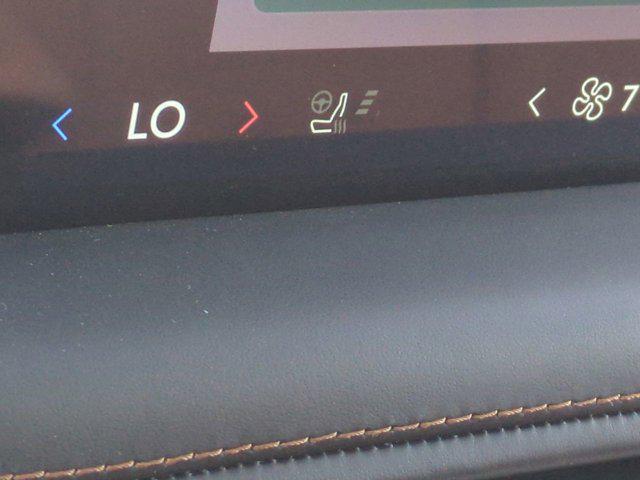 Photo of 2025 Harbor Gray Lincoln Aviator