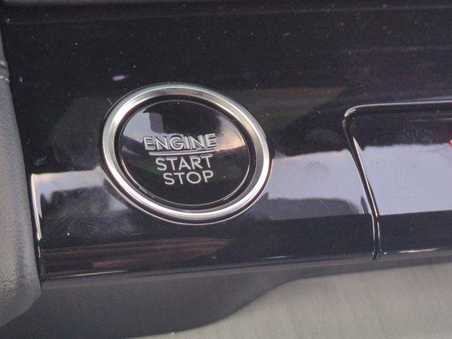 Photo of 2025 Starlight Lincoln Navigator