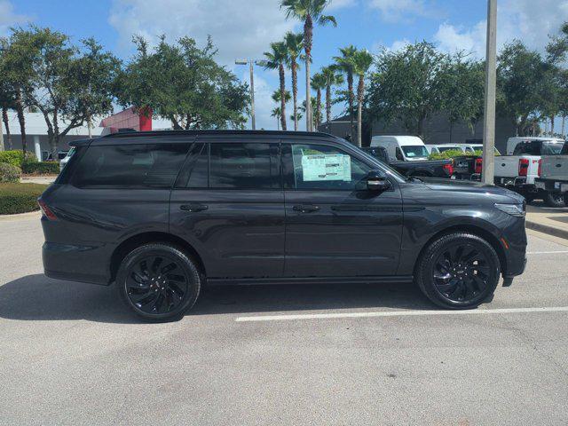 Photo of 2025 Starlight Lincoln Navigator