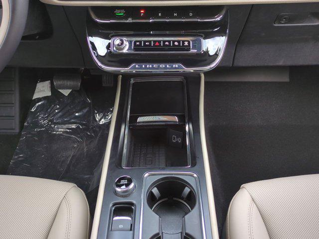 Photo of 2026 whisper blue metallic clearcoat Lincoln Corsair