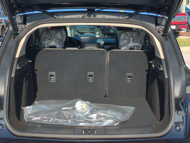 Photo of 2025 Infinite Black Metallic Clearcoat Lincoln Corsair