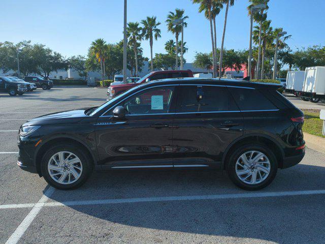 Photo of 2025 Infinite Black Metallic Clearcoat Lincoln Corsair
