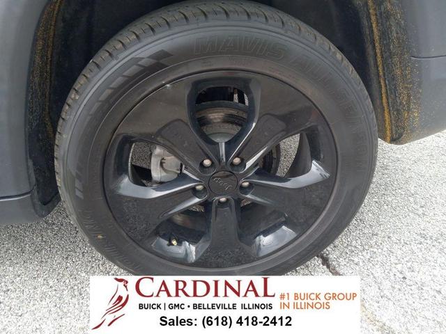 Photo of 2018 Billet Silver Metallic Clearcoat Jeep Compass