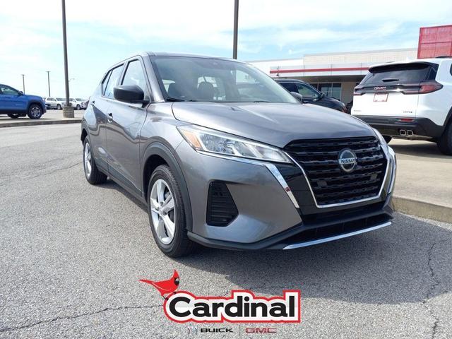Photo of 2021 Gun Metallic Nissan Kicks