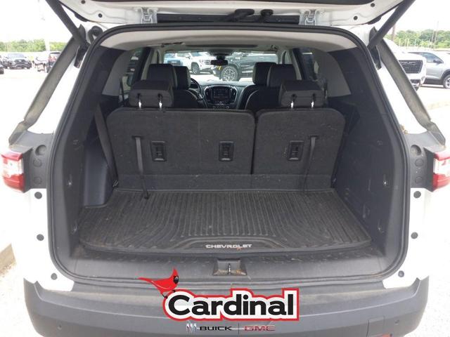 Photo of 2021 Summit White Chevrolet Traverse