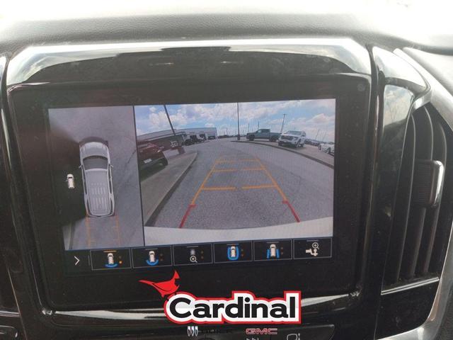 Photo of 2021 Summit White Chevrolet Traverse