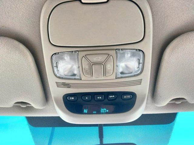 Photo of 2006 Silver Pine Mica Toyota Sienna