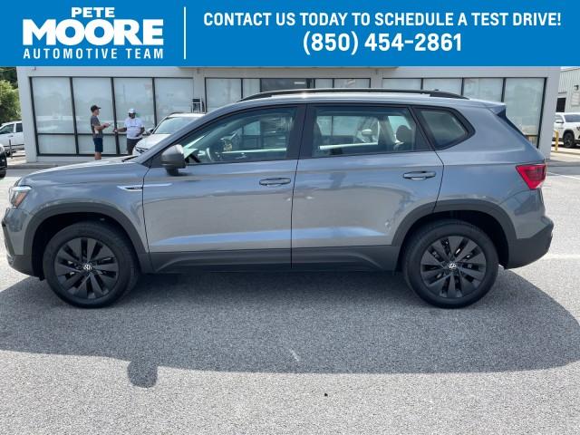 Photo of 2024 Platinum Gray Metallic Volkswagen Taos