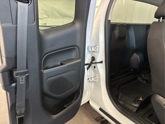 Photo of 2022 Summit White Chevrolet Colorado