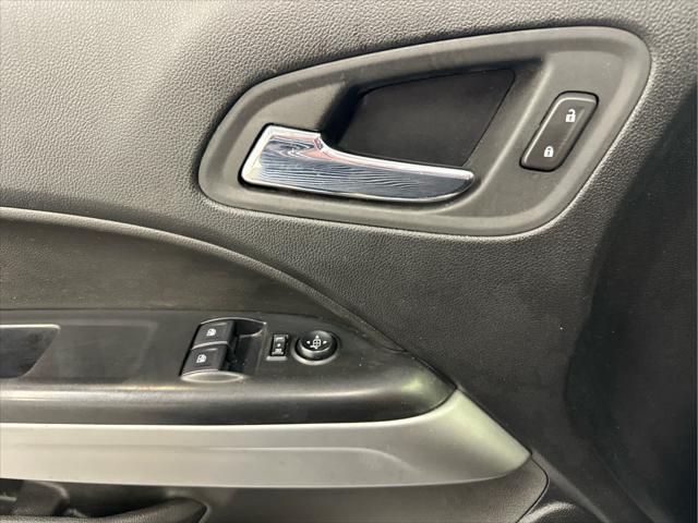 Photo of 2022 Summit White Chevrolet Colorado