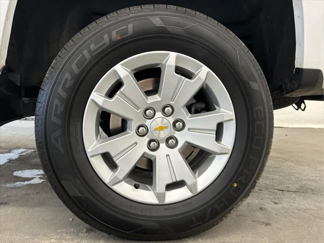 Photo of 2022 Summit White Chevrolet Colorado