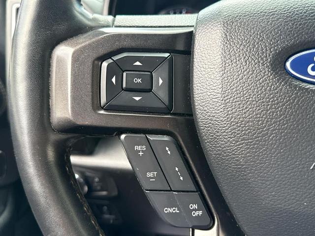 Photo of 2021 Agate Black Metallic Ford Expedition Max