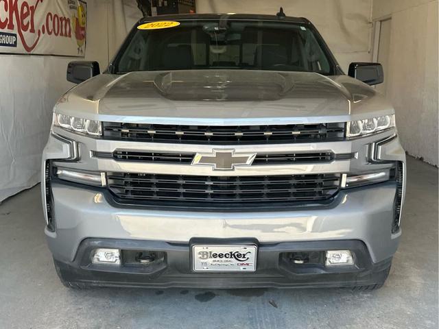 Photo of 2022 Satin Steel Metallic Chevrolet Silverado 1500