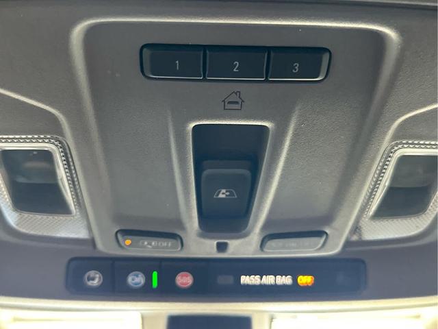 Photo of 2022 Satin Steel Metallic Chevrolet Silverado 1500