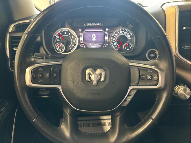 Photo of 2022 Diamond Black Crystal Pearlcoat RAM 1500