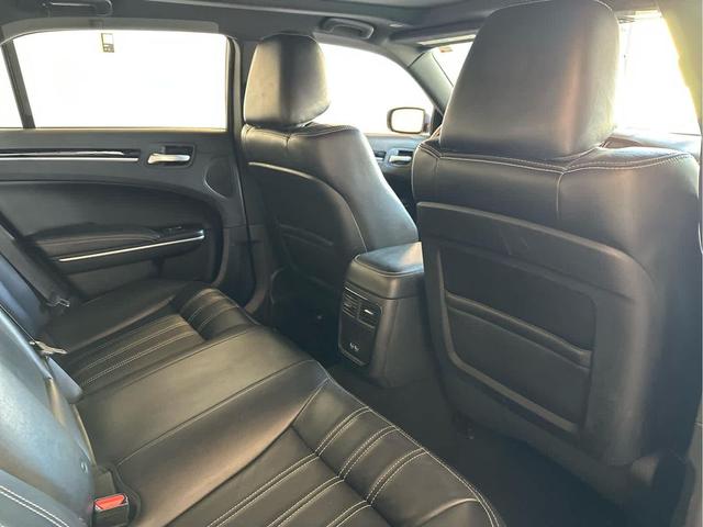 Photo of 2022 Bright White Clearcoat Chrysler 300