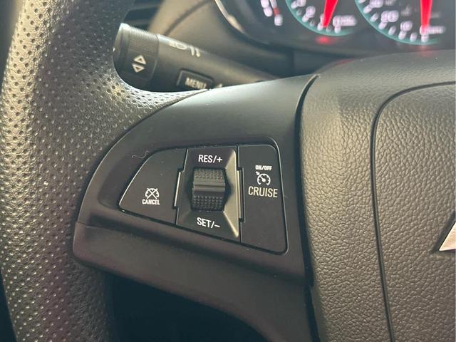 Photo of 2020 Mosaic Black Metallic Chevrolet Trax
