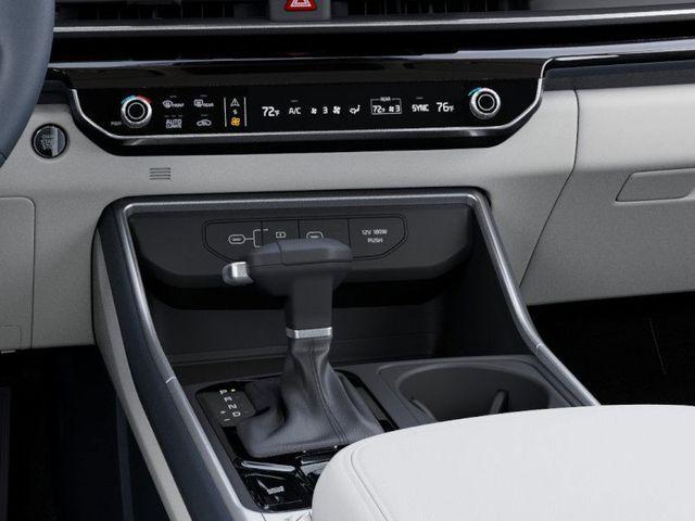 Photo of 2025 Ceramic Silver Kia Carnival