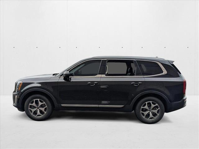 Photo of 2022 Black Copper Kia Telluride