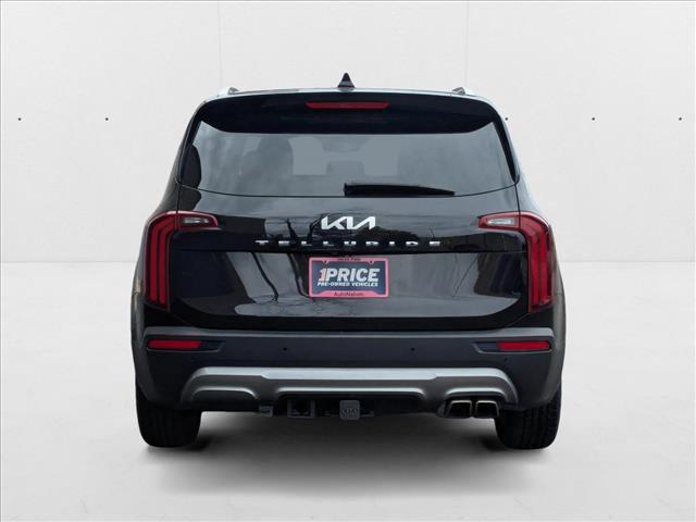 Photo of 2022 Black Copper Kia Telluride