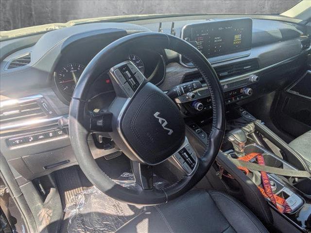 Photo of 2022 Black Copper Kia Telluride