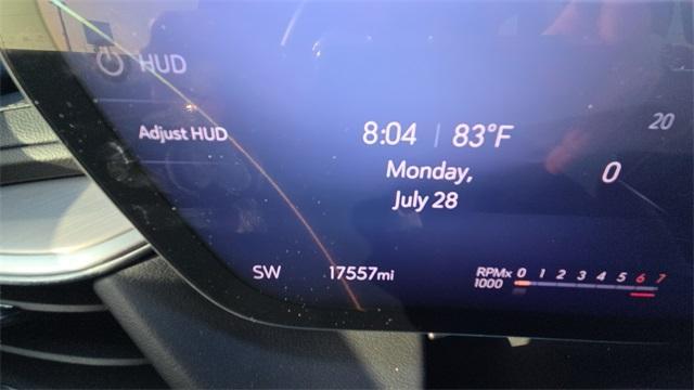 Photo of 2025 White Frost Tri-Coat Buick Enclave