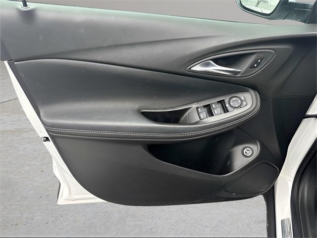 Photo of 2022 Summit White Buick Encore GX