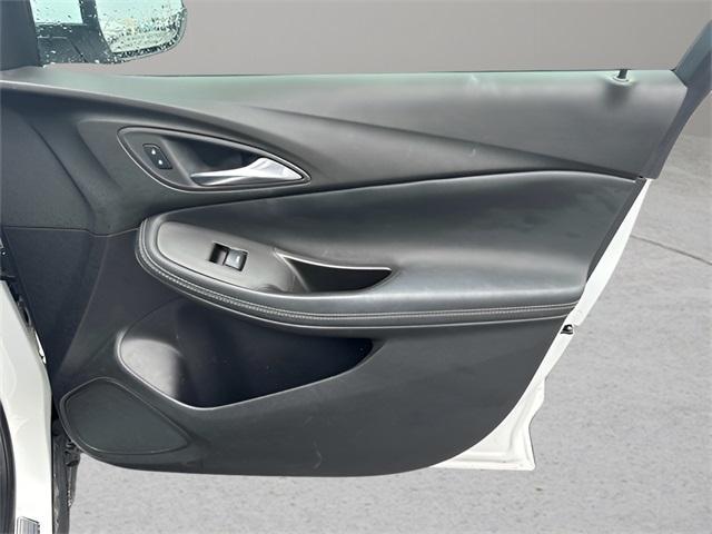 Photo of 2022 Summit White Buick Encore GX