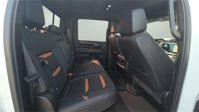 Photo of 2024 Summit White GMC Sierra 2500