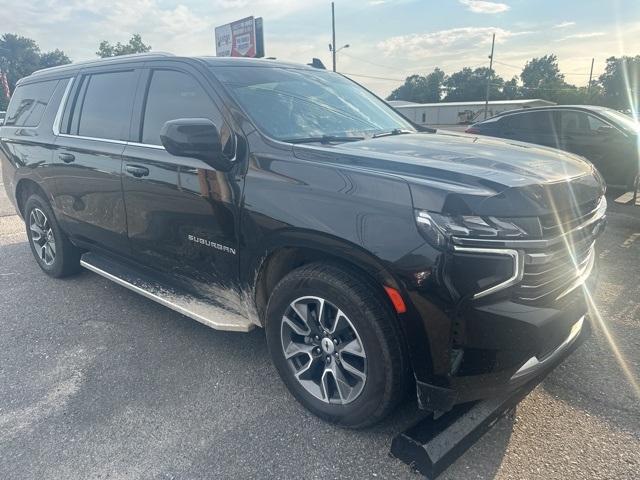 Photo of 2021 Black Chevrolet Suburban