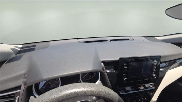 Photo of 2022 Silver Toyota Camry