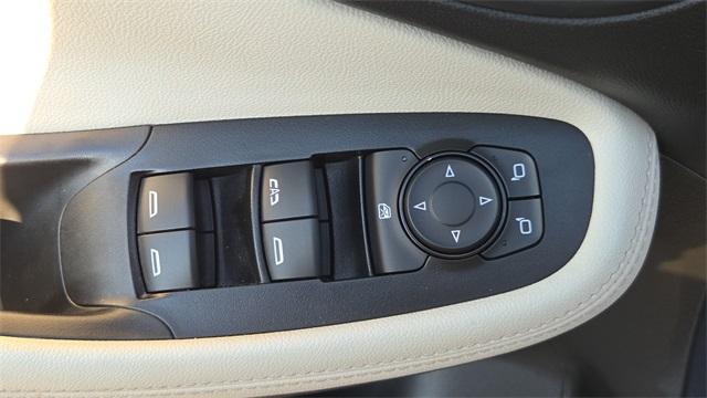 Photo of 2024 White Frost Tri-Coat Buick Encore GX