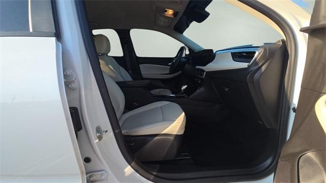 Photo of 2024 White Frost Tri-Coat Buick Encore GX