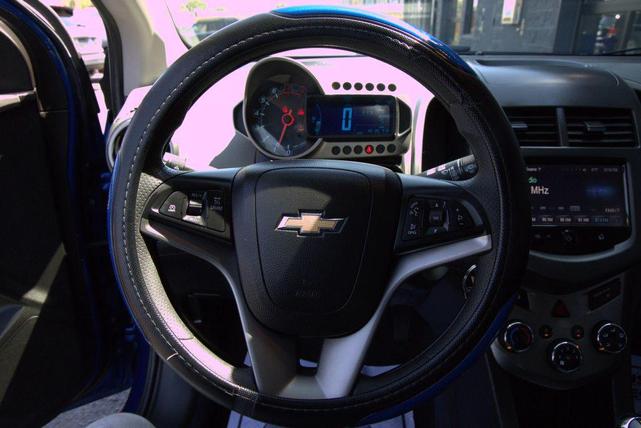 Photo of 2016 Kinetic Blue Metallic Chevrolet Sonic
