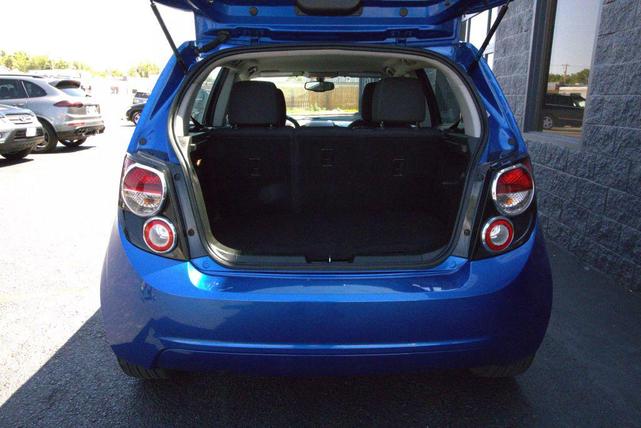 Photo of 2016 Kinetic Blue Metallic Chevrolet Sonic