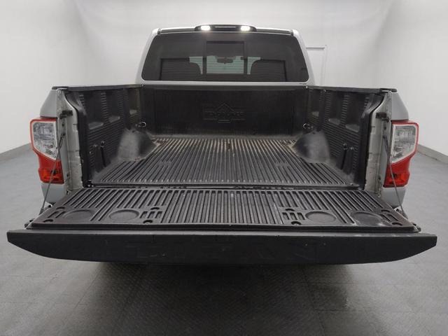 Photo of 2017 Brilliant Silver Nissan Titan