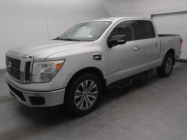 Photo of 2017 Brilliant Silver Nissan Titan