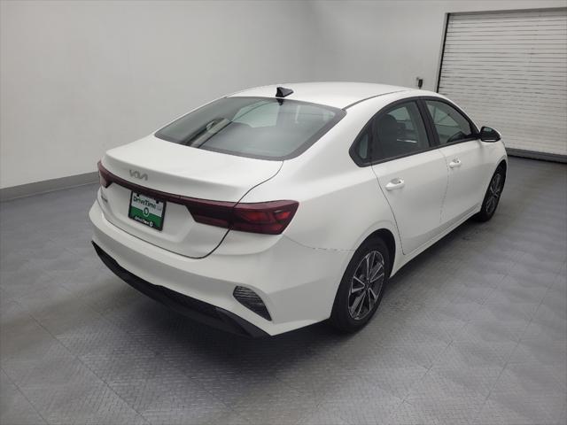 Photo of 2022 Snow White Pearl Kia Forte