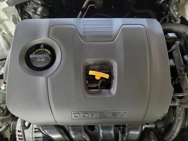 Photo of 2022 Snow White Pearl Kia Forte