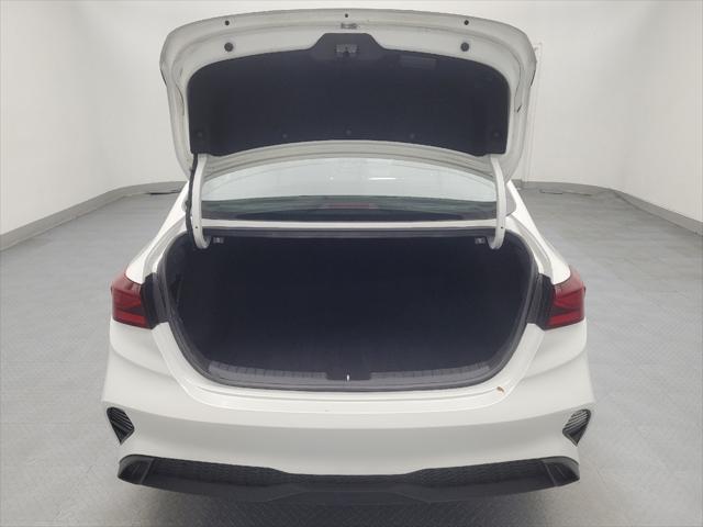 Photo of 2022 Snow White Pearl Kia Forte