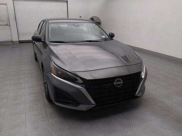 Photo of 2024 Gun Metallic Nissan Altima