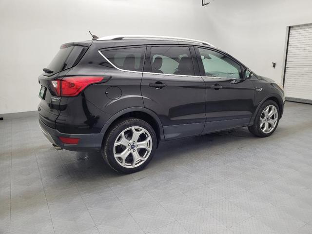 Photo of 2019 Agate Black Metallic Ford Escape