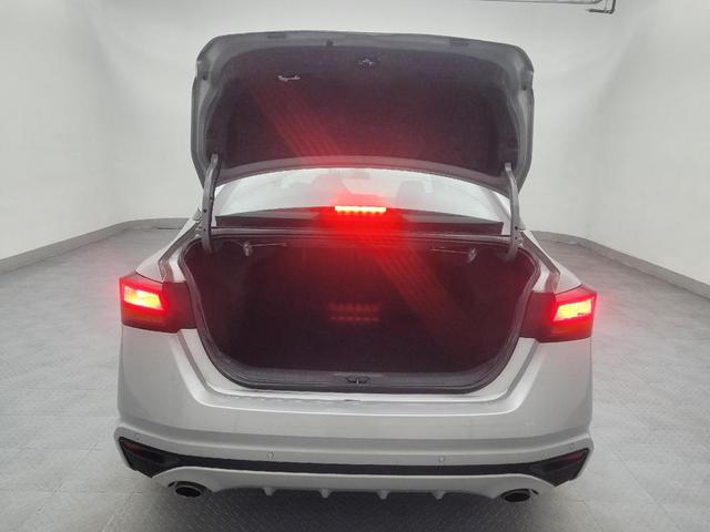 Photo of 2023 Brilliant Silver Metallic Nissan Altima