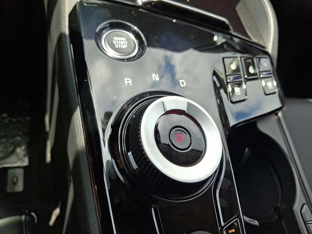 Photo of 2025 Gravity Gray Kia Sportage Hybrid