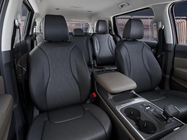 Photo of 2026 Red Kia Carnival